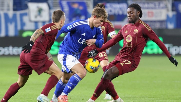 โคโม่ พบ โรม่า : หมาป่าเจ๊ง 0-2 ยังไร้ชัยนอกบ้าน ซีซั่นนี้