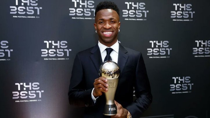 เรอัล มาดริด พบ ปาชูก้า : วินิซิอุส แวะรับรางวัล FIFA BEST ก่อนชิงอินเตอร์คอนฯ