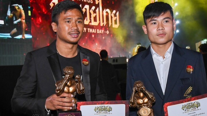ซุปเปอร์เล็ก ควง ตะวันฉาย รับรางวัลแห่งปี 'วันมวยไทย 2568'