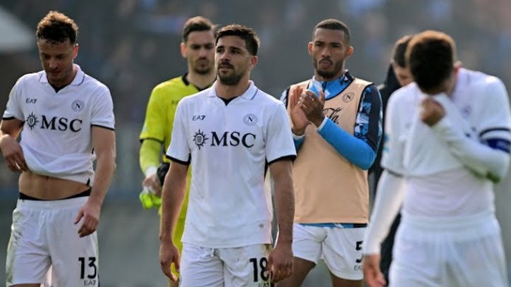 โคโม่ พบ นาโปลี : อัซซูร์ร่า เจ๊งเฉย 1-2 หล่นรองฝูงเต็มตัว